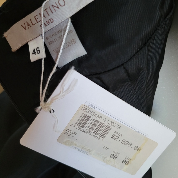 Valentino Halter Black Dress 🖤 - Picture 8 of 8